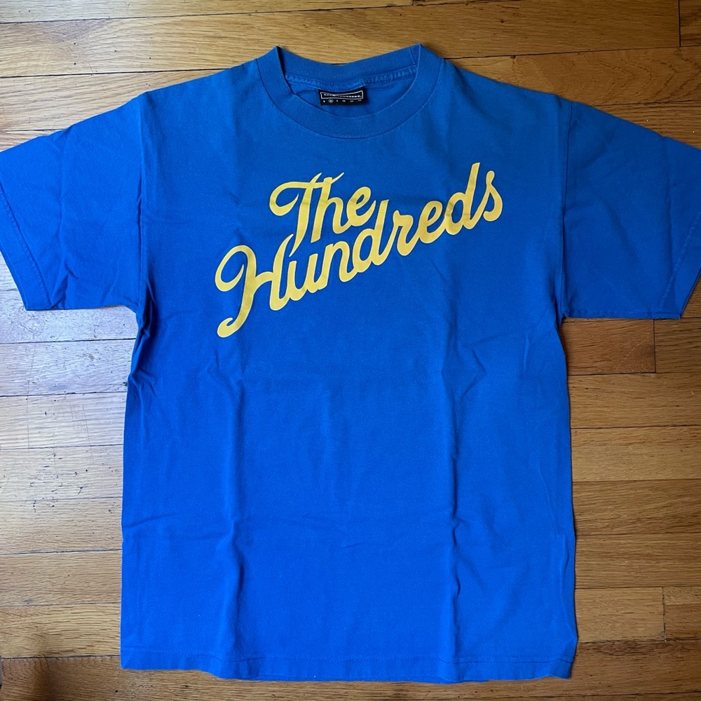 The Hundreds Script Logo t-shirt, Golden State Warriors colors, size M